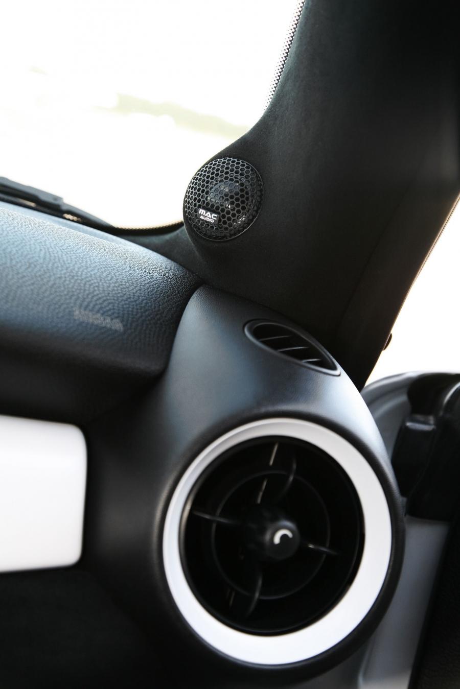  Mini Cooper Clubman JCW by Mac Audio 2011 года  (фото 4 из 18)